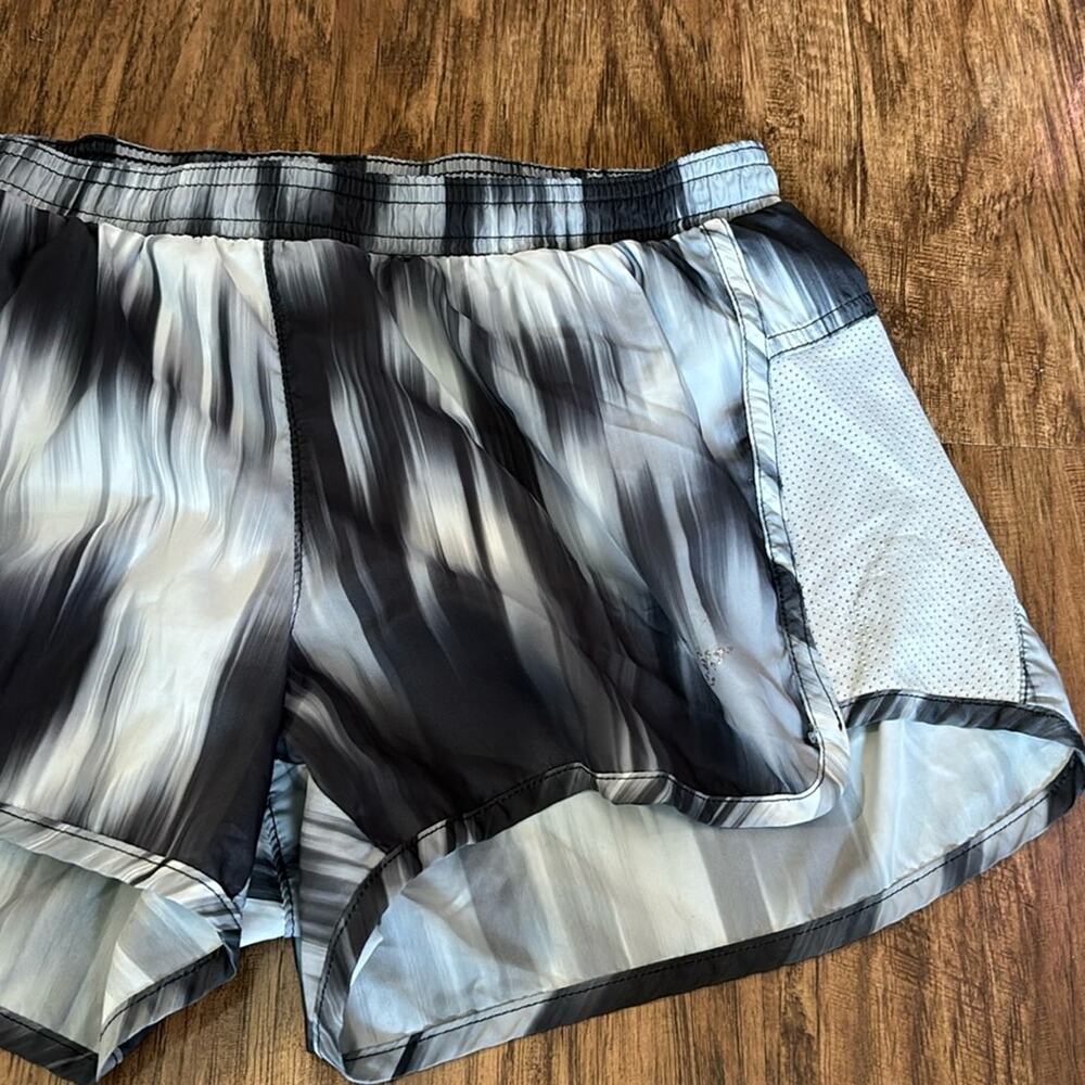 Old Navy active Running Shorts Grey White black womens XS lined drawstring - Picture 2 of 5